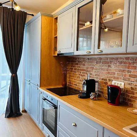 Brand New, Feel At * تيميشورا