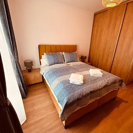 Brand New, Feel At Timisoara