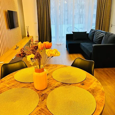 Brand New, Feel At Apartment *