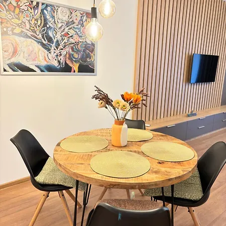 Apartment Brand New, Feel At *