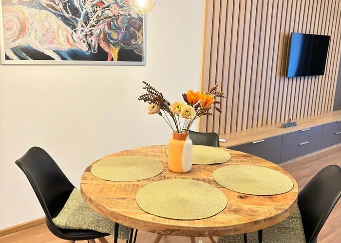 Apartment Brand New, Feel At *